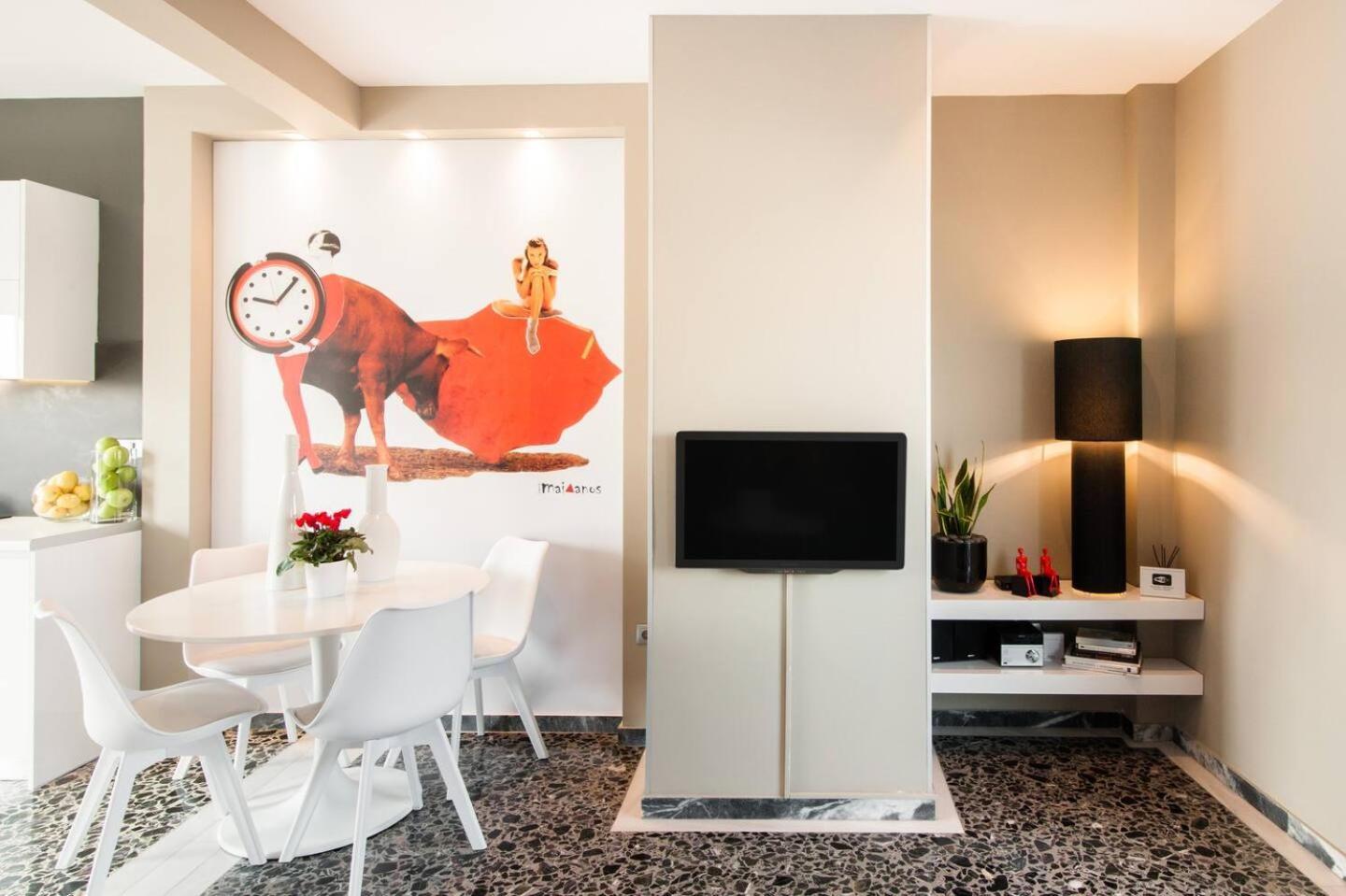 Ma Maison Nο 1, Penthouse, Acropolis And Lycabettus View, Ultra High Speed Internet 300 Mbps, 15' To Acropolis By Metro, 1' From Metro Station Athena Bagian luar foto
