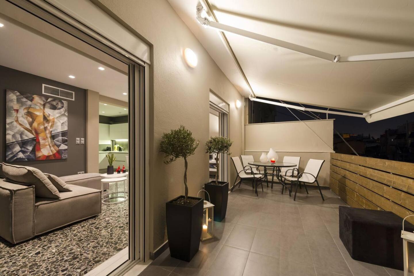 Ma Maison Nο 1, Penthouse, Acropolis And Lycabettus View, Ultra High Speed Internet 300 Mbps, 15' To Acropolis By Metro, 1' From Metro Station Athena Bagian luar foto