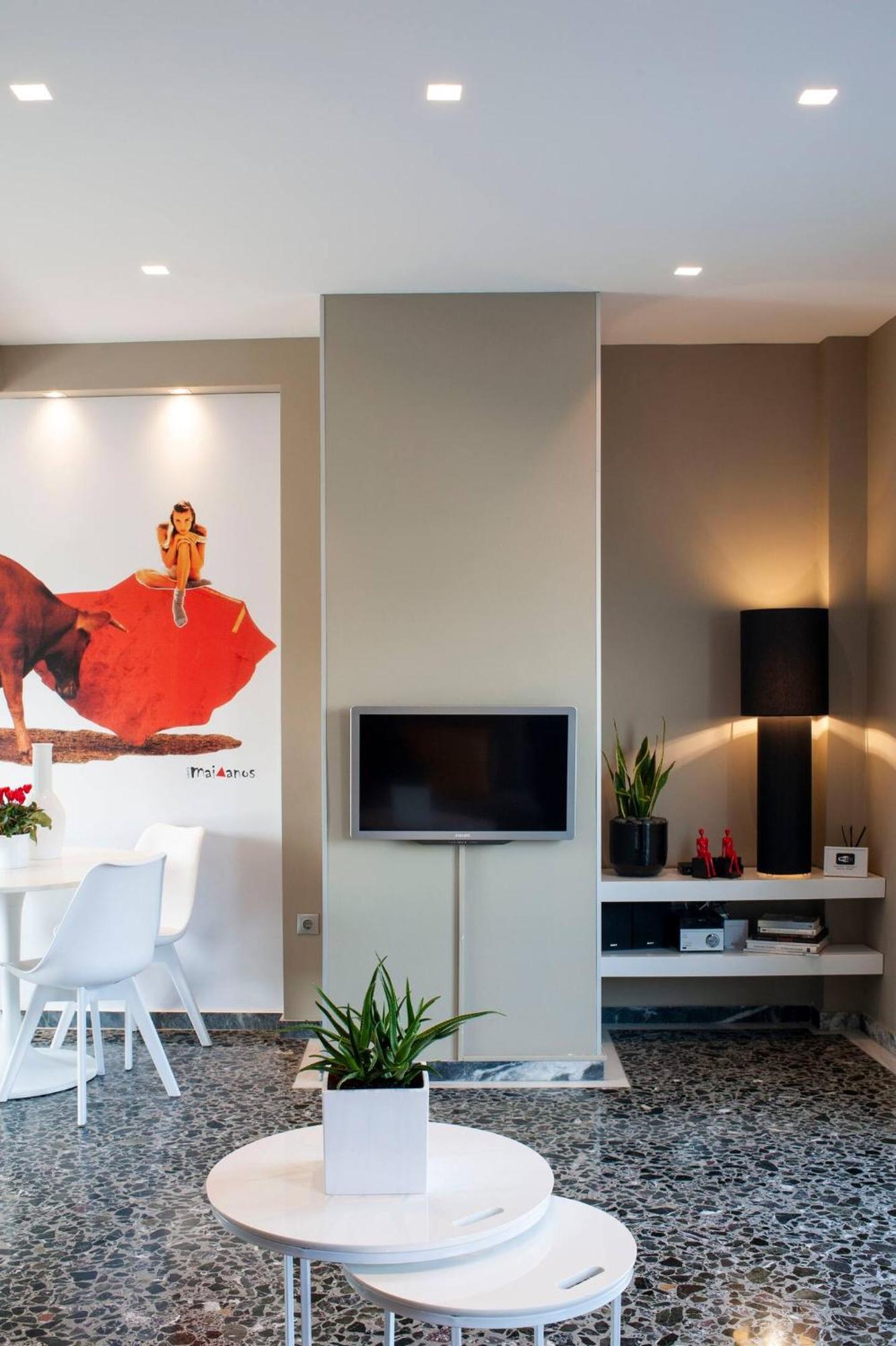 Ma Maison Nο 1, Penthouse, Acropolis And Lycabettus View, Ultra High Speed Internet 300 Mbps, 15' To Acropolis By Metro, 1' From Metro Station Athena Bagian luar foto